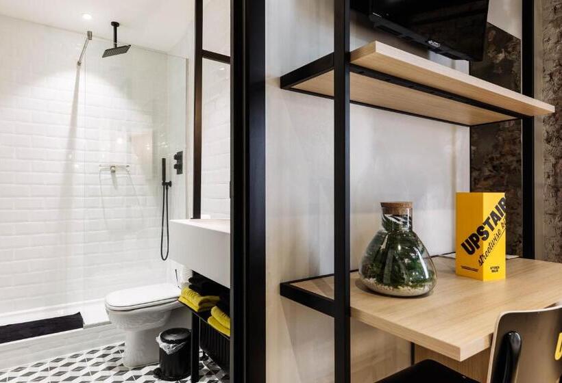 בית מלון כפרי Upstairs