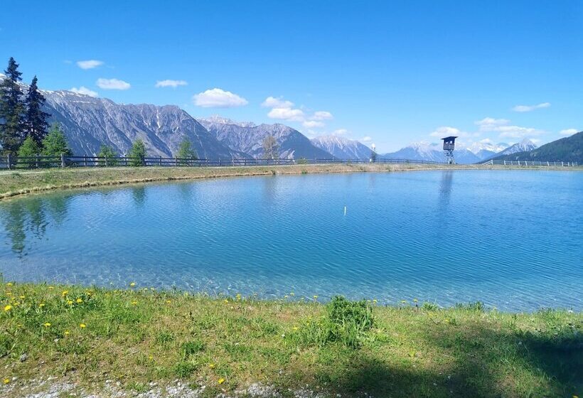 Отель Schrofenstein