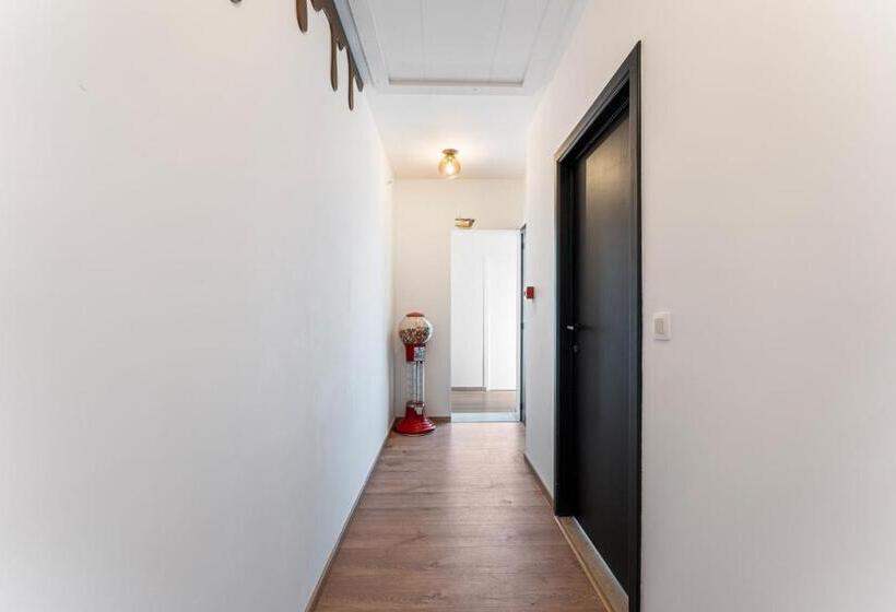 호텔 The Chocolate Suites