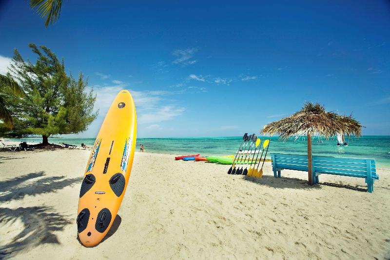 ホテル Viva Fortuna Beach By Wyndham, A Trademark All Inclusive