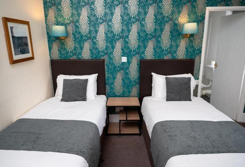 Bell Hotel By Greene King Inns