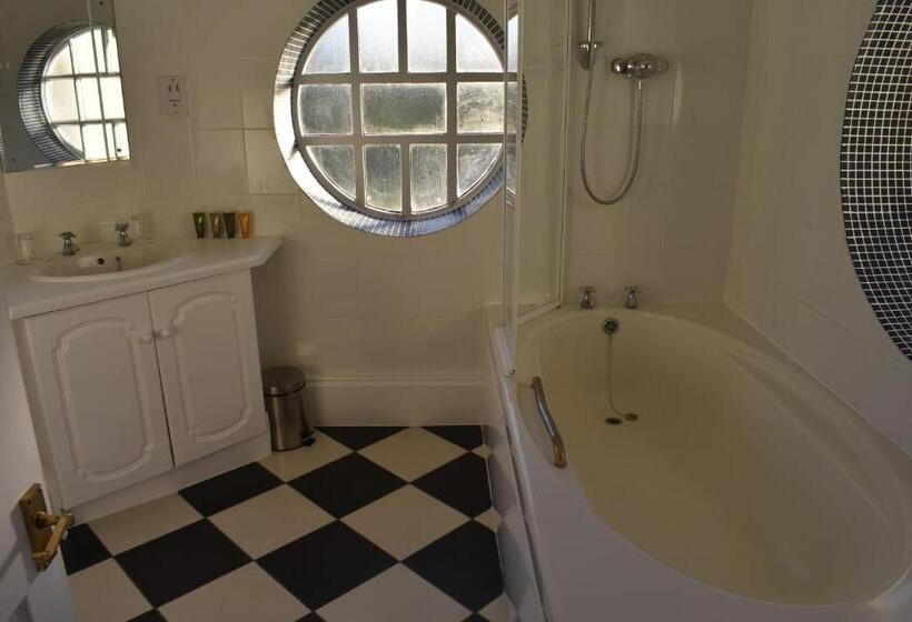 Botleigh Grange Hotel & Spa