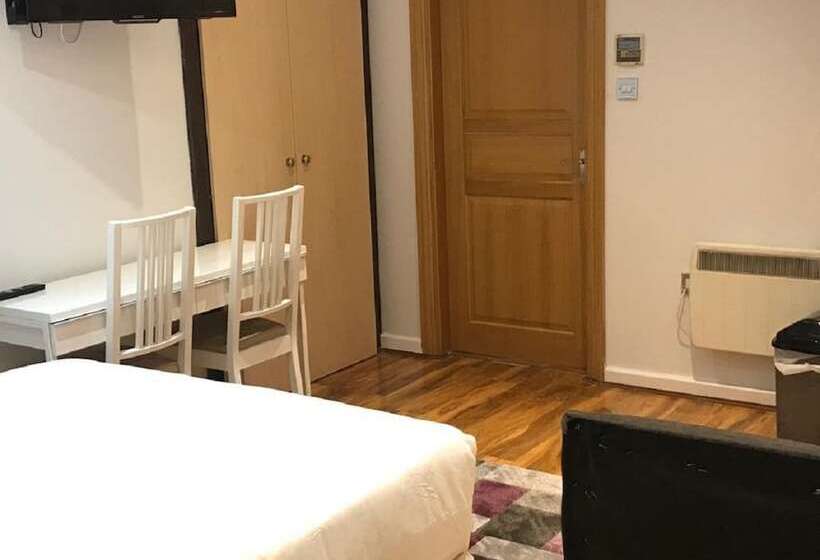 Msk Hotel 82