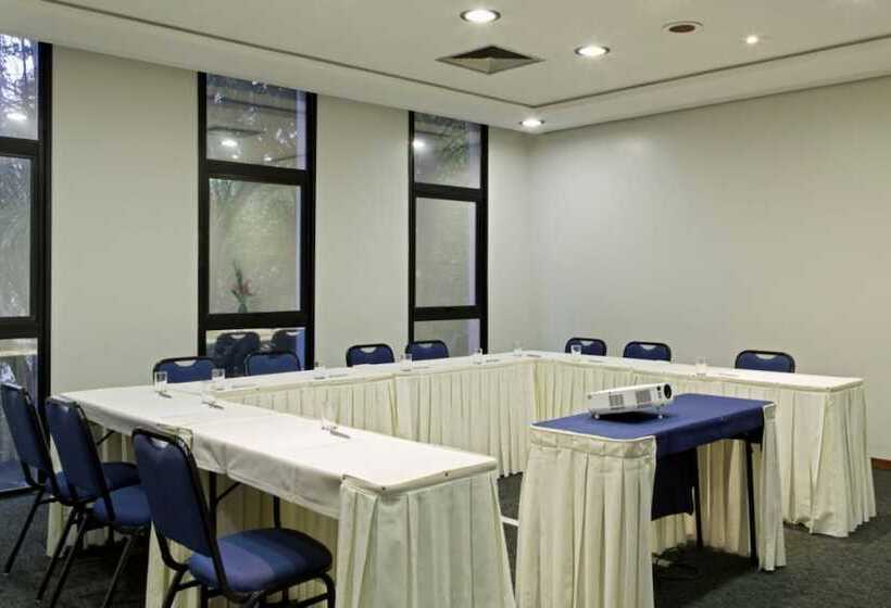 فندق Address Faria Lima by Intercity