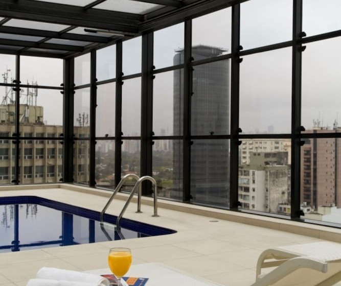 فندق Address Faria Lima by Intercity