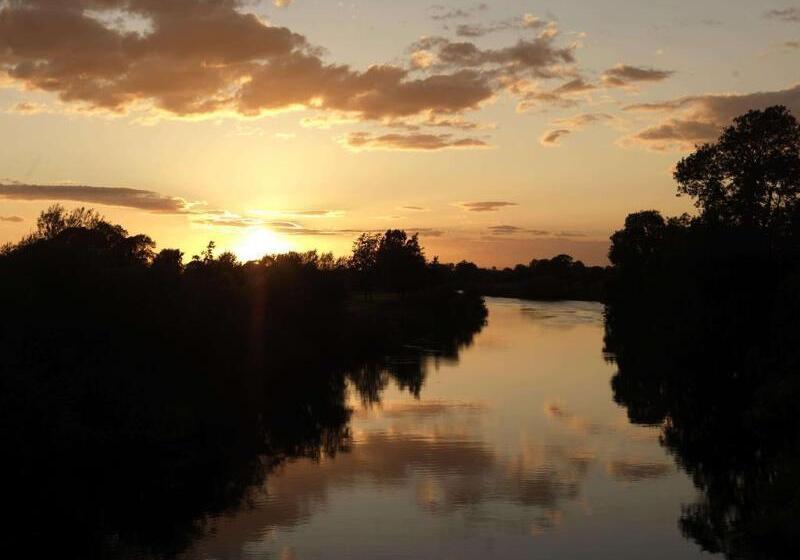 فندق Aldwark Manor Estate