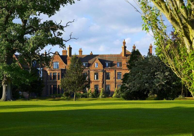 فندق Aldwark Manor Estate