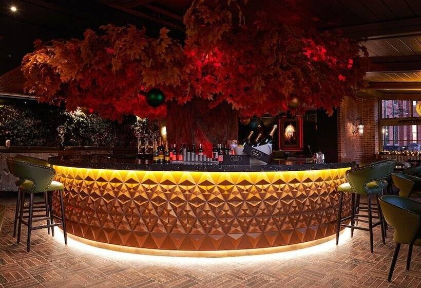 فندق Aldwark Manor Estate