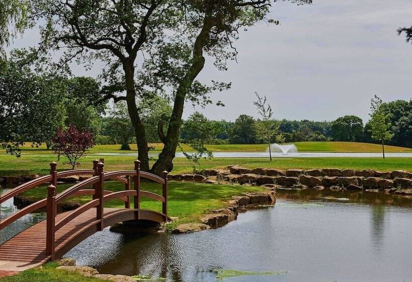 فندق Aldwark Manor Estate