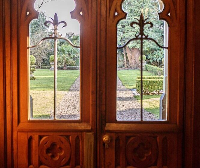 Alexander House Hotel & Utopia Spa