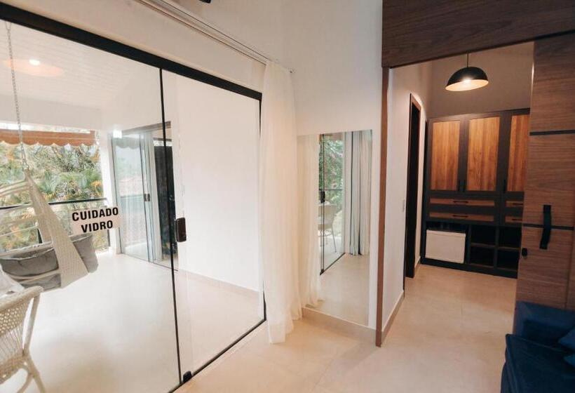 בית מלון כפרי Angra Boutique