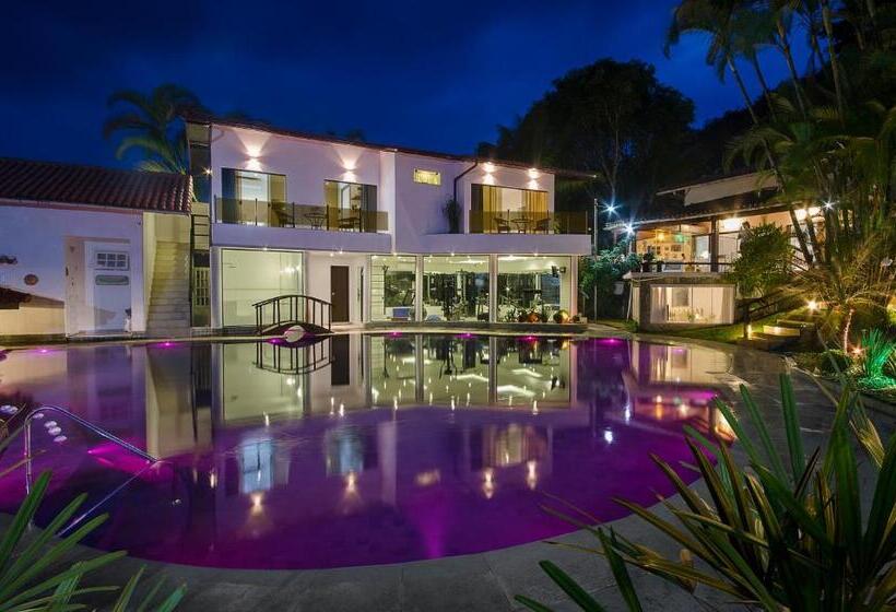 בית מלון כפרי Angra Boutique