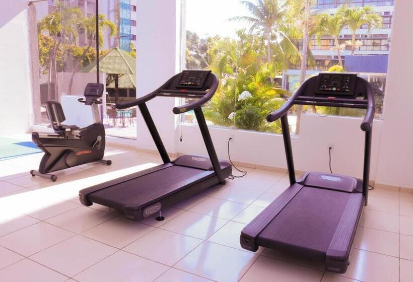 בית מלון כפרי El Aram Beach & Convention