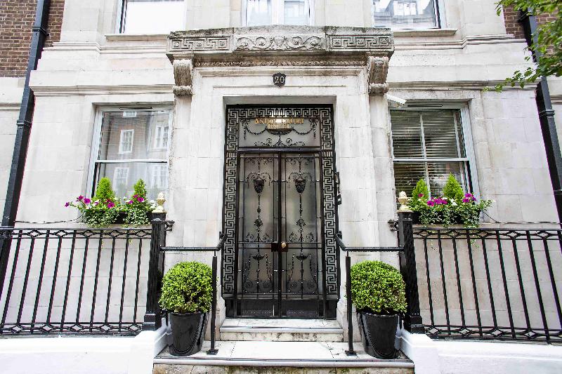 Отель Astor Court