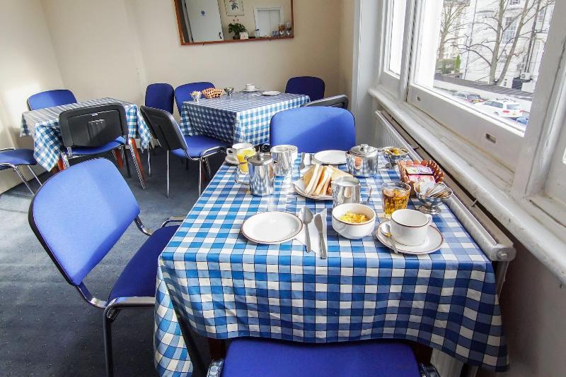 ホテル Avoca House