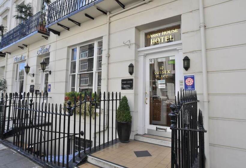 Отель Barry House
