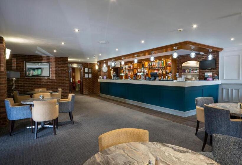 فندق Beaufort Park