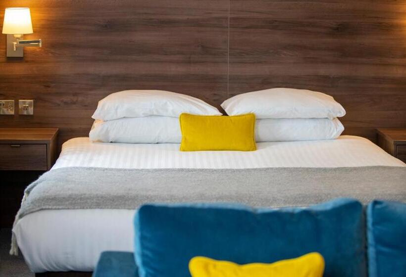 فندق Beaufort Park