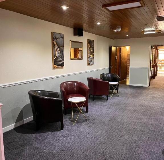 فندق Beaufort Park