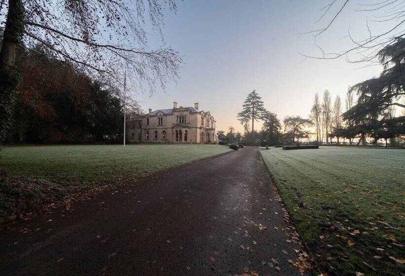 בית מלון כפרי Beechfield House