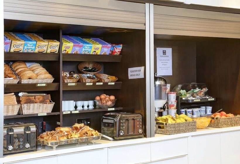 هتل Best Western Buckingham Palace Rd