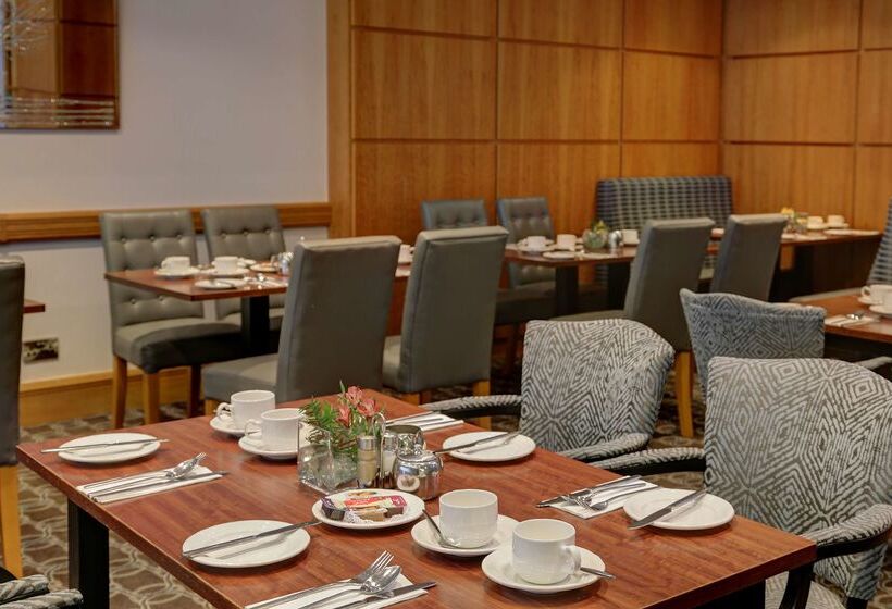 בית מלון כפרי Best Western Kings Manor