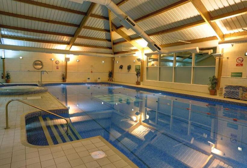 בית מלון כפרי Best Western Kings Manor