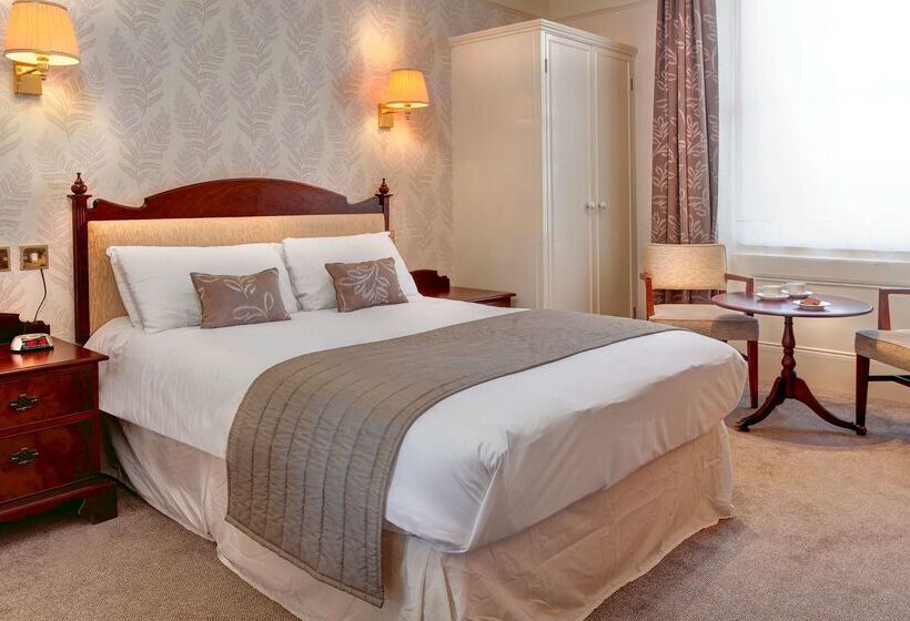 ホテル The Lansdowne, Eastbourne