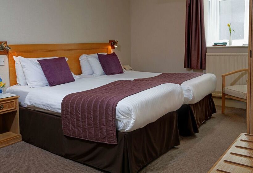 בית מלון כפרי Best Western New Holmwood