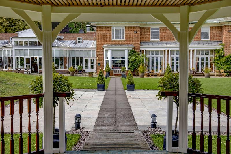 Отель Best Western Plus Kenwick Park