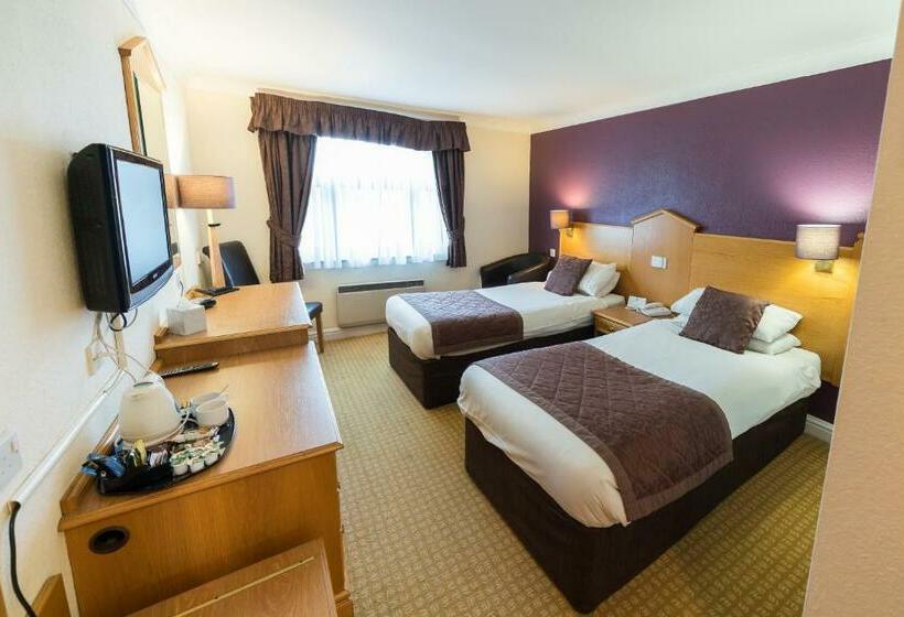 호텔 Widnes Halton Everglades Park