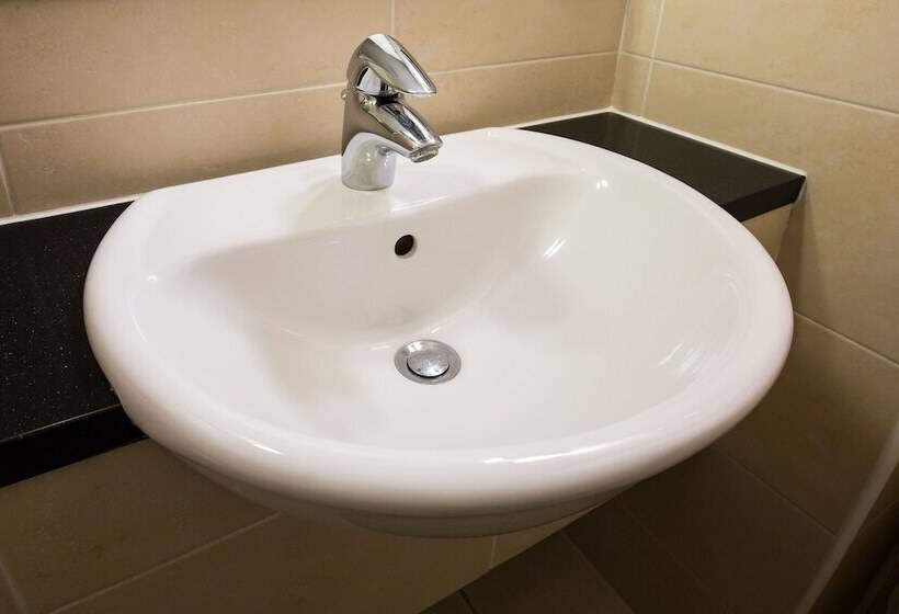 Bridgewood Manor Hotel & Spa