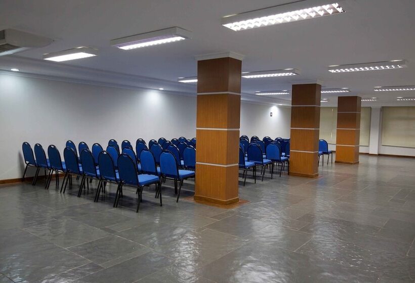 Отель Bristol Exceler Campo Grande