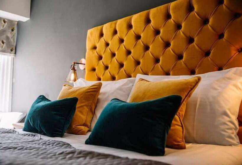 Отель Crooklands