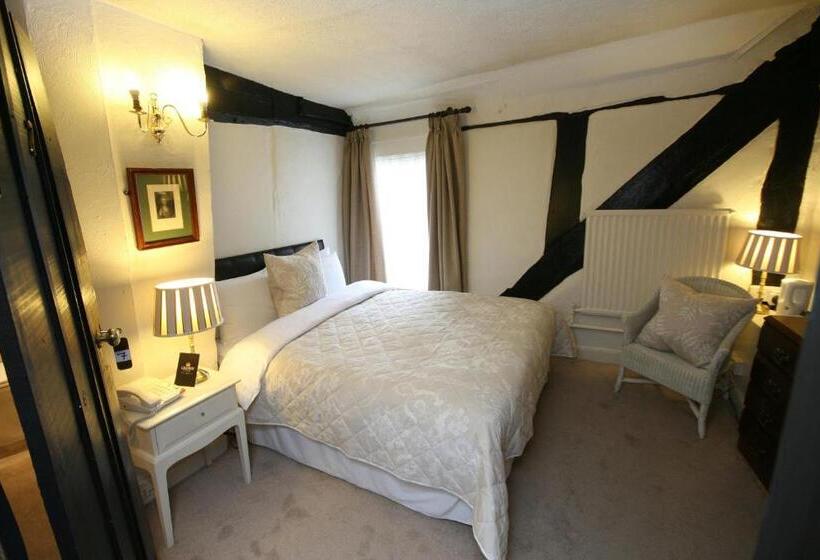 בית מלון כפרי Crown