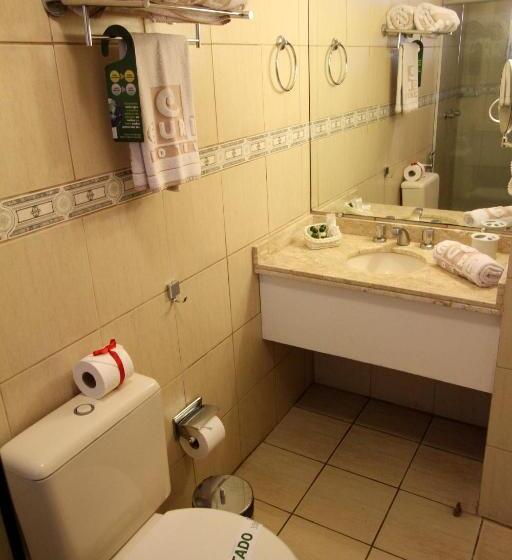 Отель Curi Executive