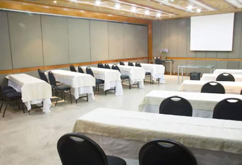 Da Vinci Hotel & Conventions