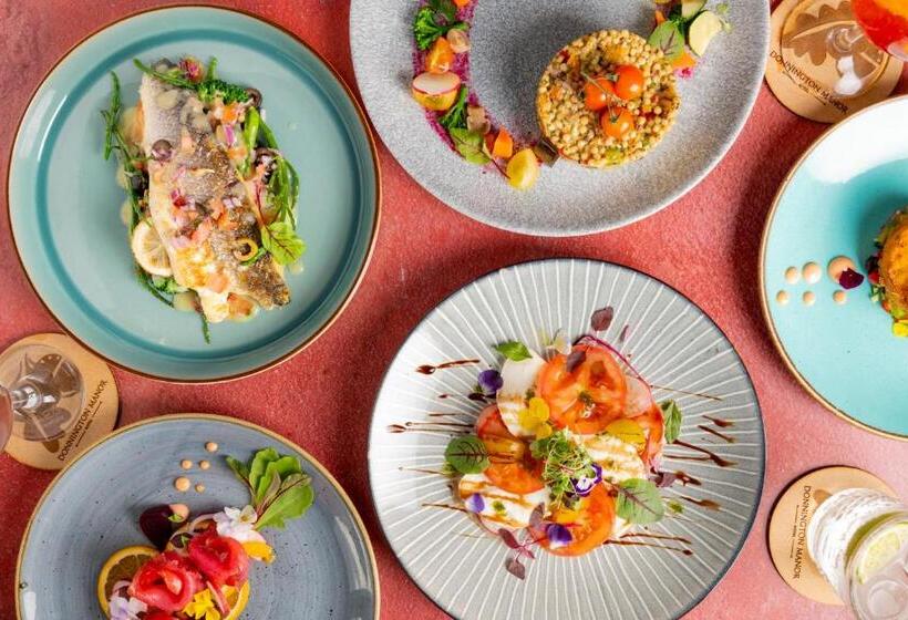 Отель Donnington Manor