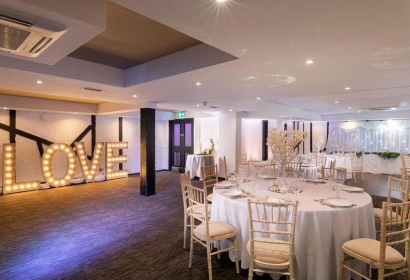 호텔 Donnington Manor