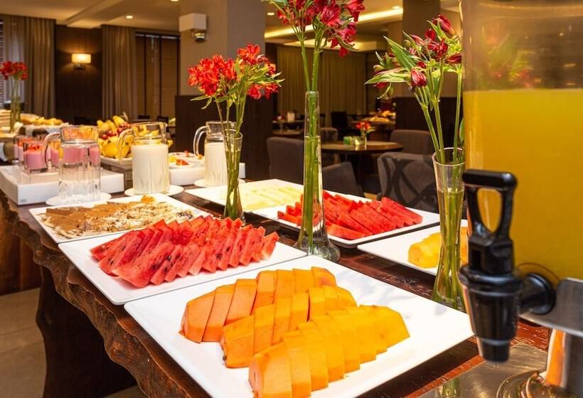 בית מלון כפרי Faial Prime Suites