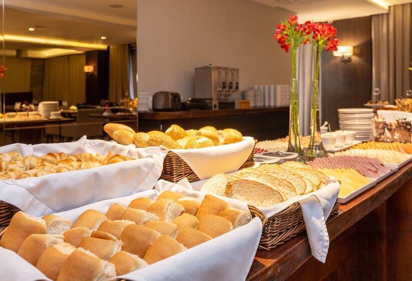 בית מלון כפרי Faial Prime Suites