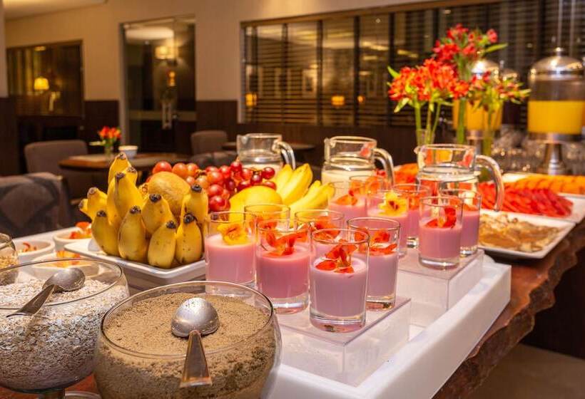 בית מלון כפרי Faial Prime Suites