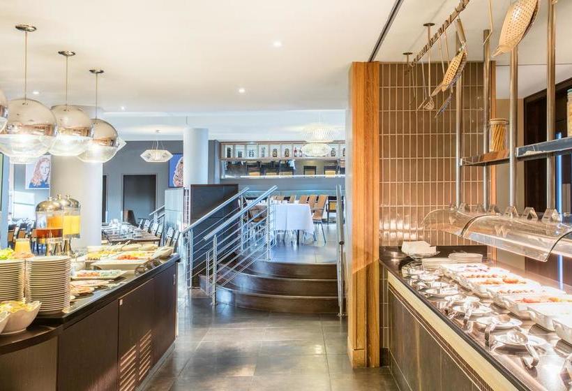 ホテル Five Lakes Resort