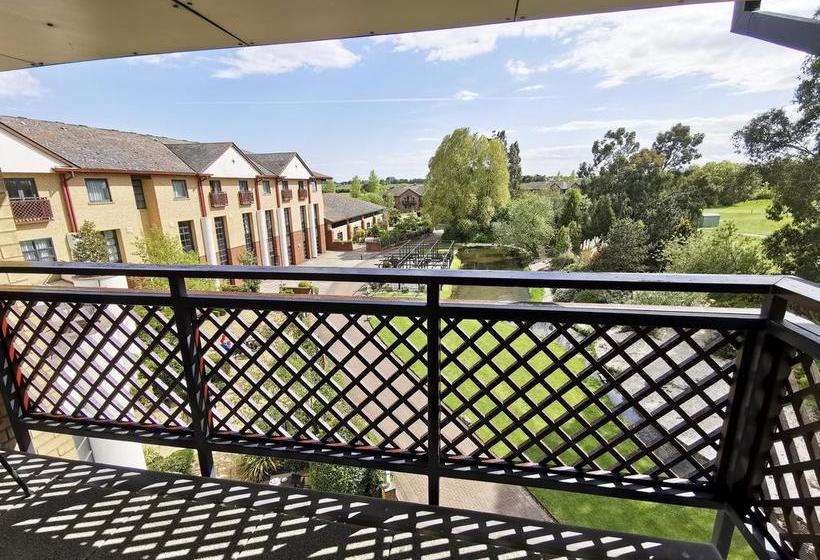 ホテル Five Lakes Resort