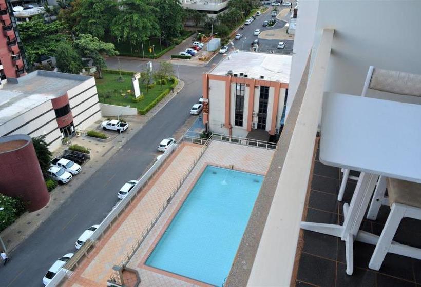 ホテル Garvey Park