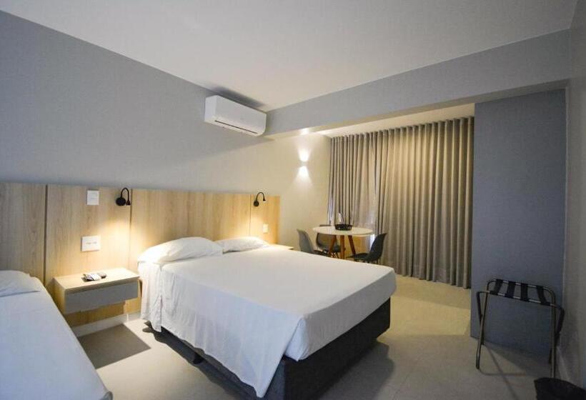 ホテル Garvey Park