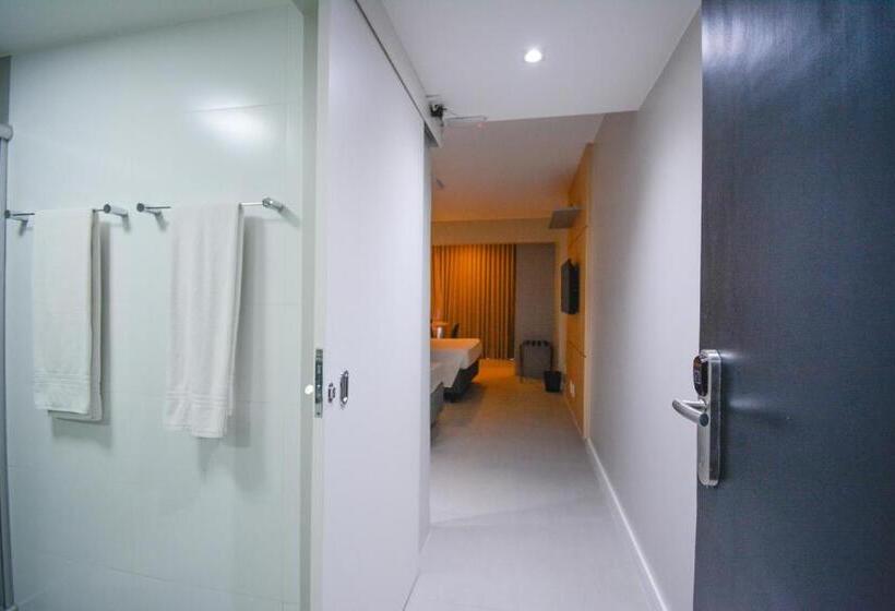 ホテル Garvey Park