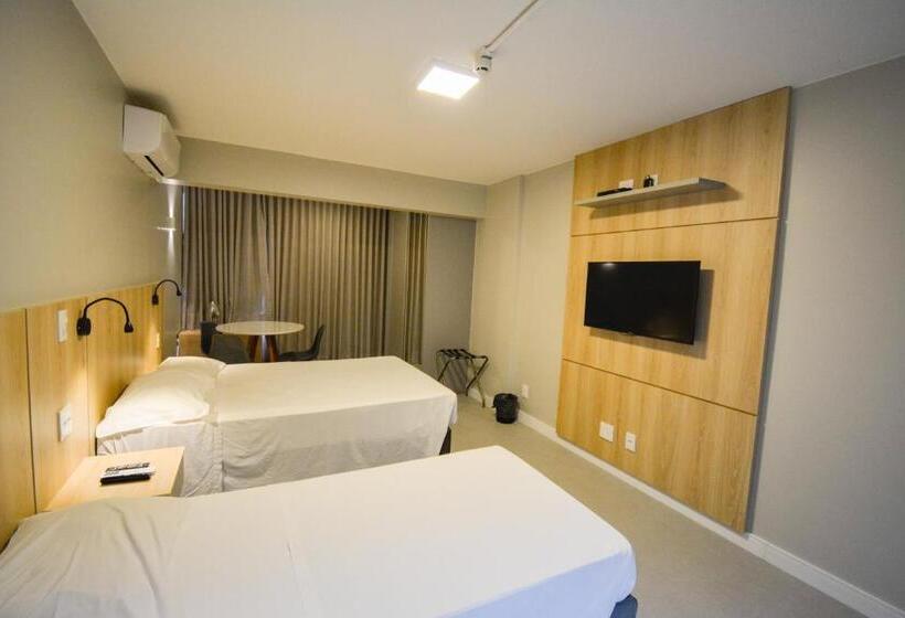 ホテル Garvey Park