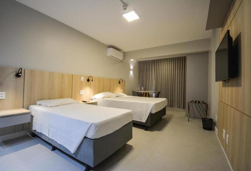 ホテル Garvey Park