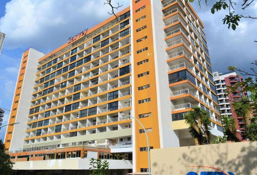 ホテル Garvey Park